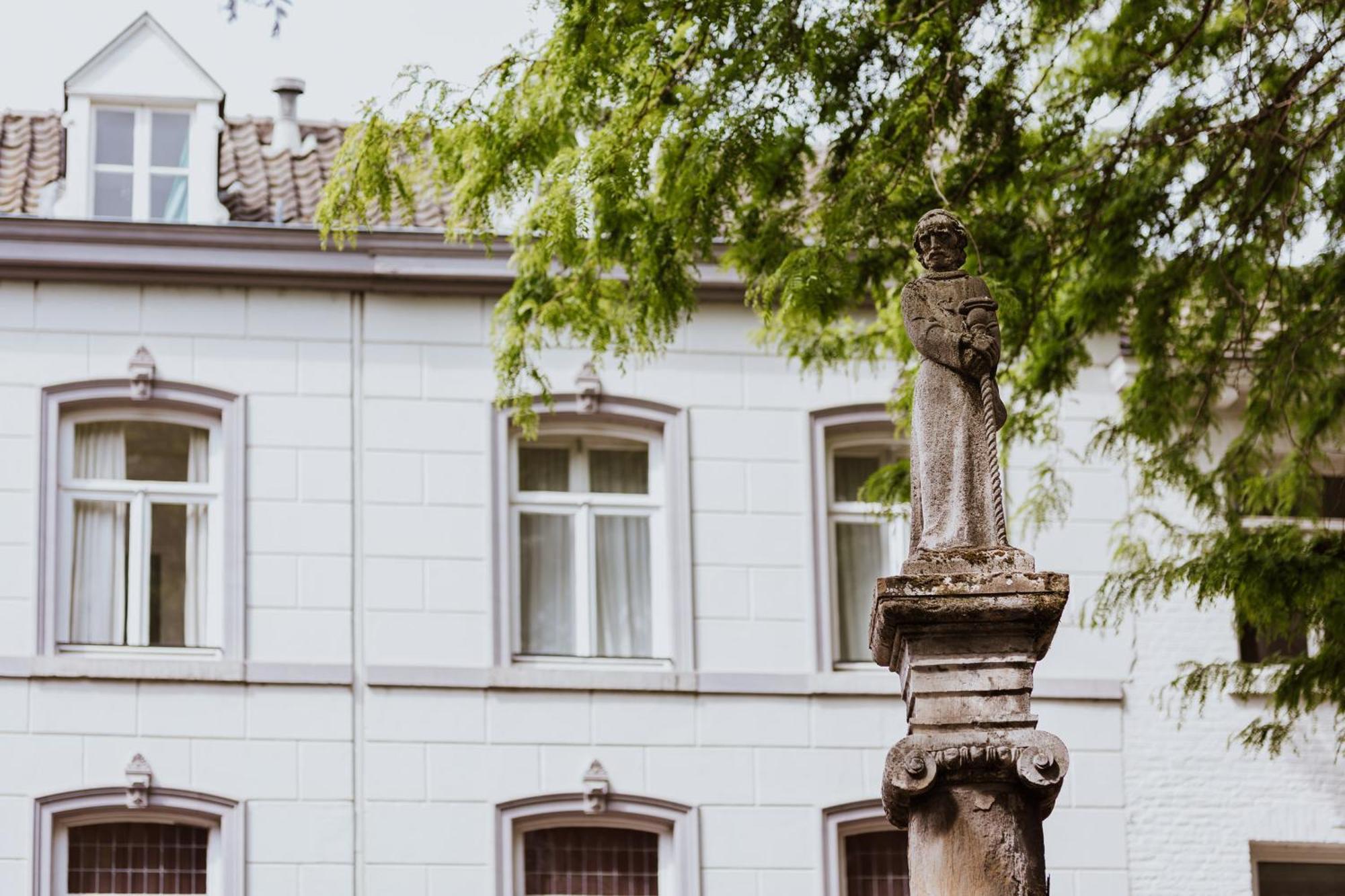 Townhouse Maastricht & Spa Exterior photo
